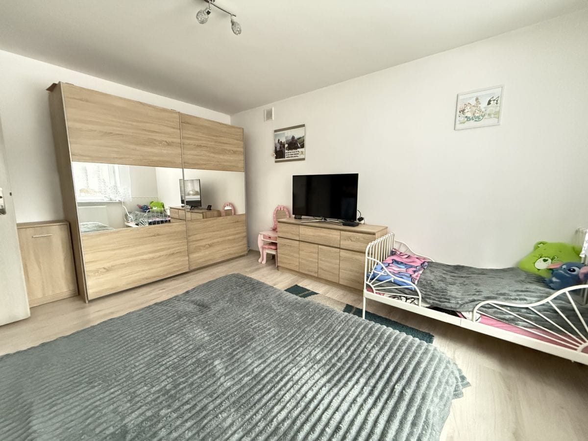 Dom 7 pokojowe na Sprzedaż