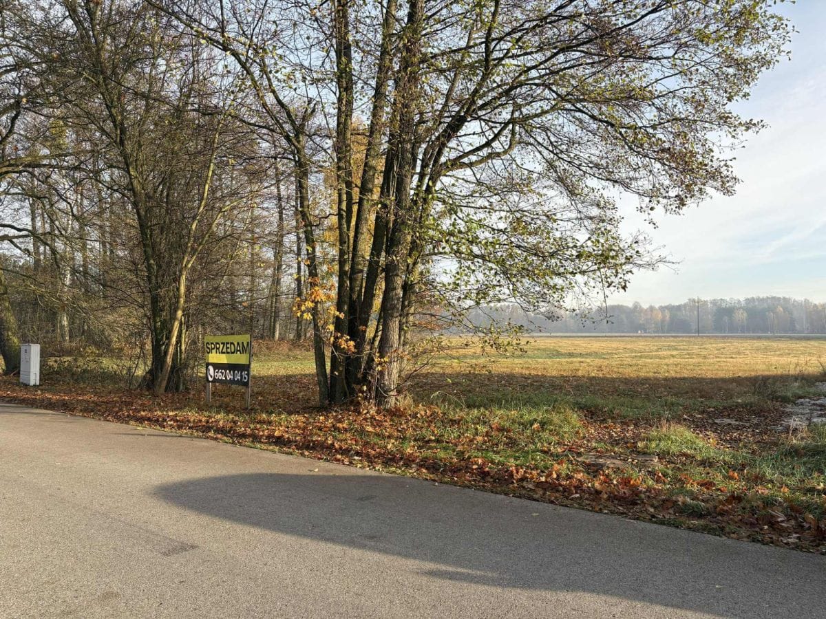 Działka  pokojowe na Sprzedaż