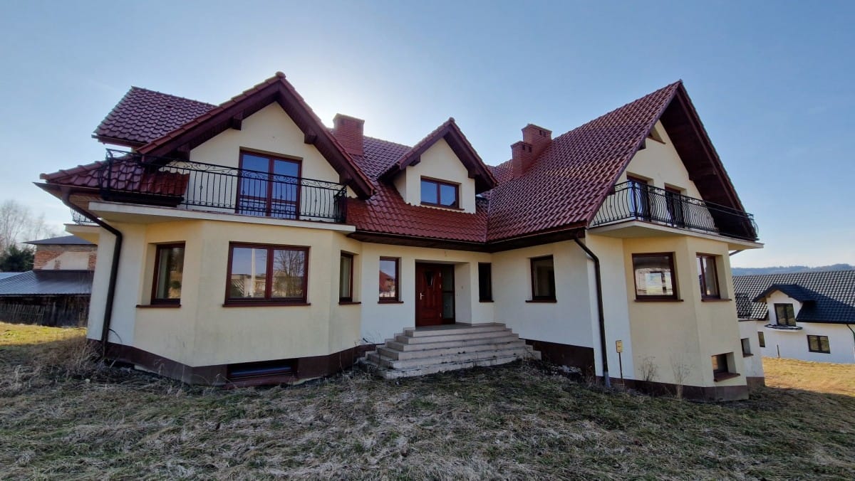 Dom 4 pokojowe na Sprzedaż