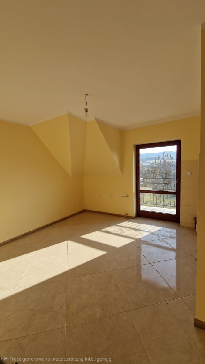 Dom 4 pokojowe na Sprzedaż