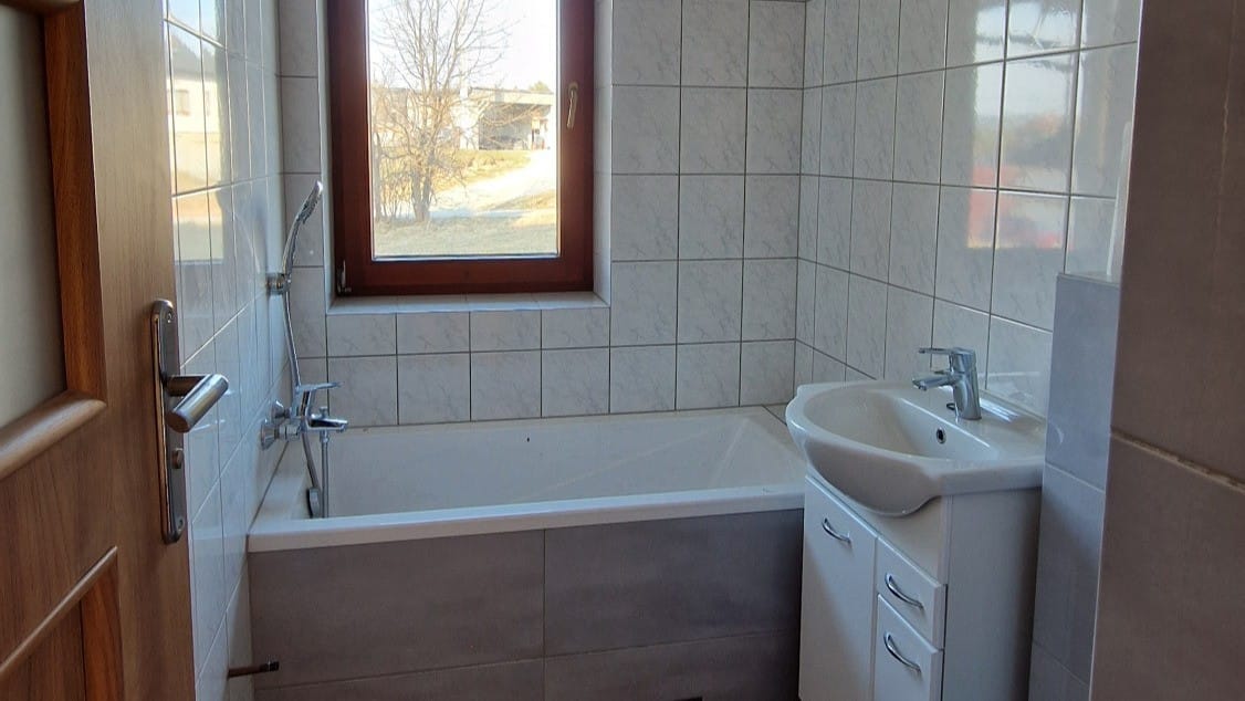 Dom 4 pokojowe na Sprzedaż