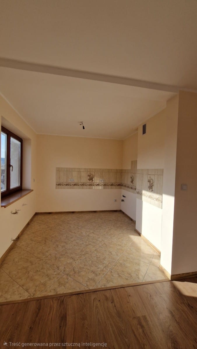 Dom 4 pokojowe na Sprzedaż