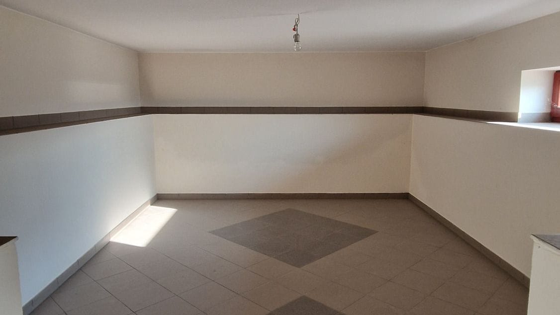 Dom 4 pokojowe na Sprzedaż