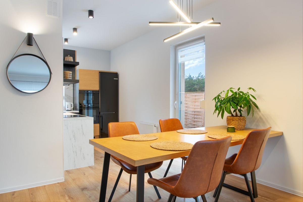 Dom 4 pokojowe na Sprzedaż