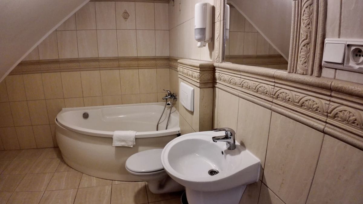 Lokal użytkowy  pokojowe na Sprzedaż