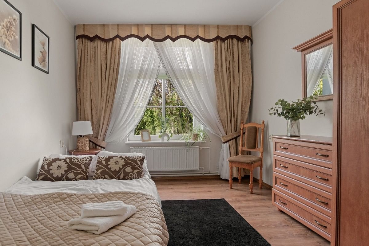 Lokal użytkowy  pokojowe na Sprzedaż