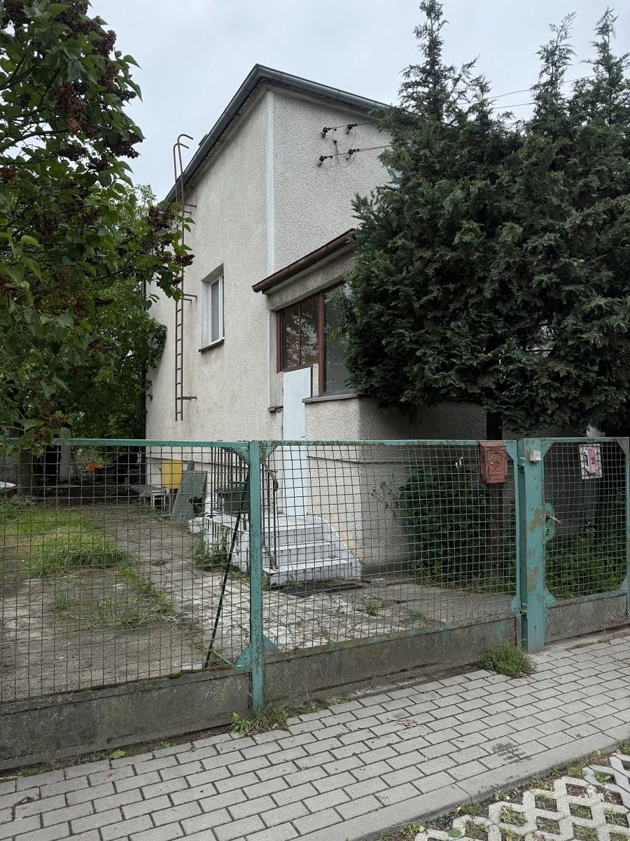 Dom 5 pokojowe na Sprzedaż