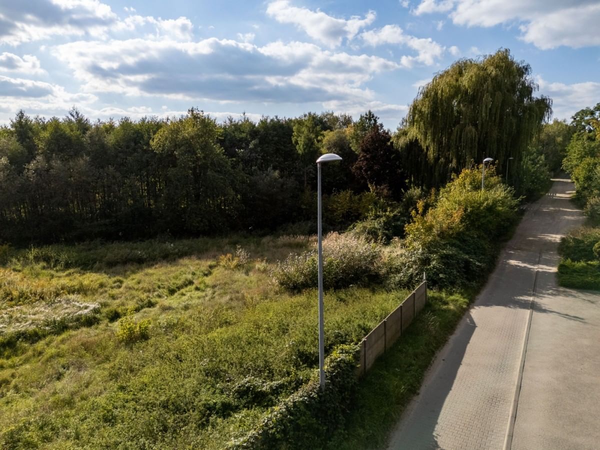 Działka  pokojowe na Sprzedaż