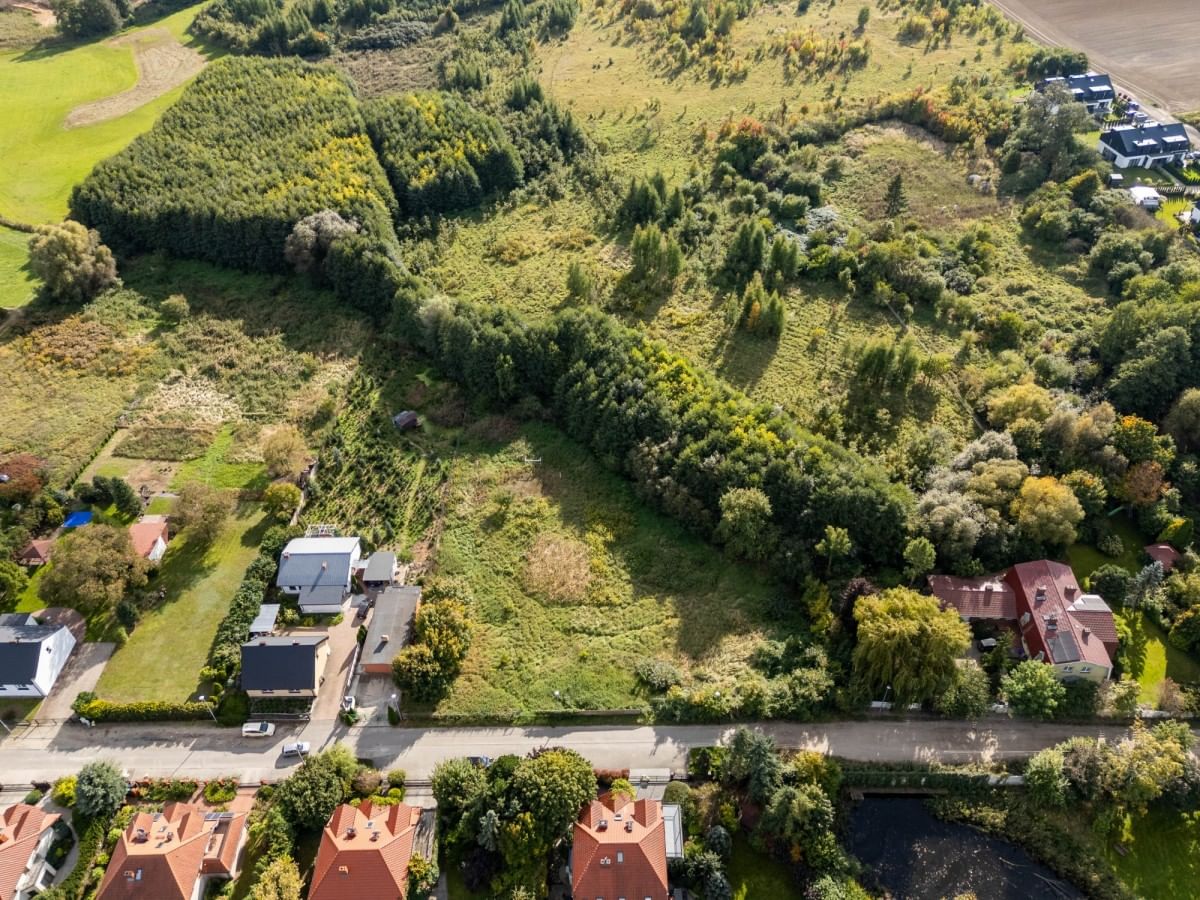 Działka  pokojowe na Sprzedaż