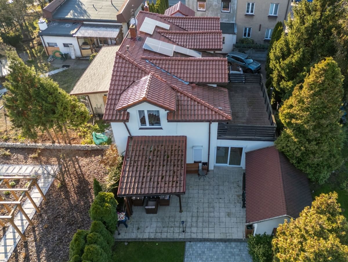 Dom 6 pokojowe na Sprzedaż