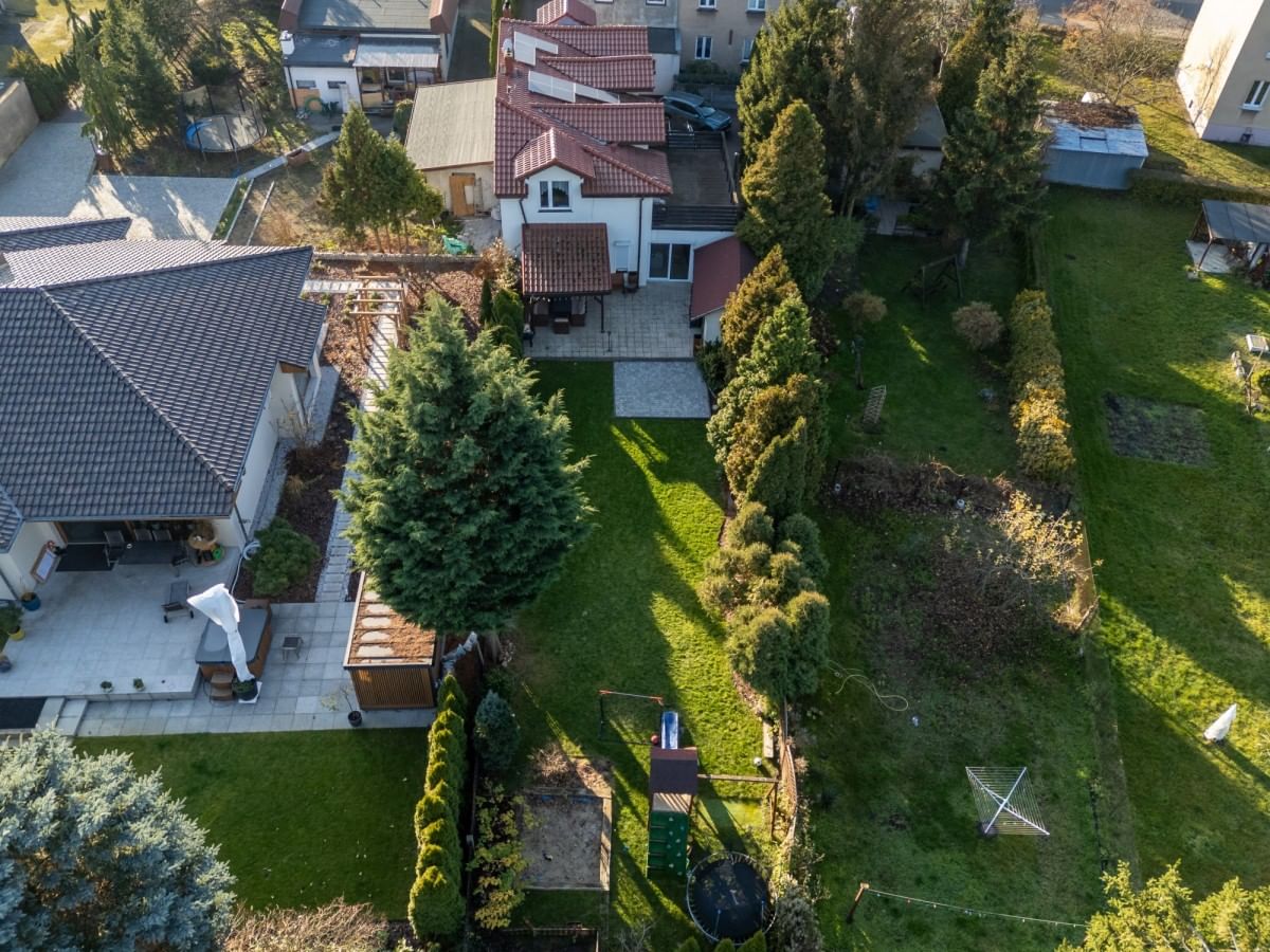 Dom 6 pokojowe na Sprzedaż