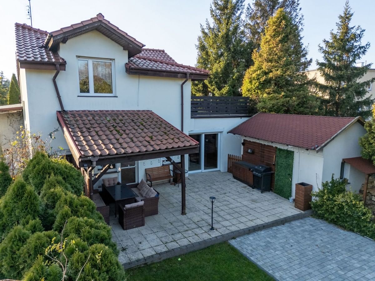 Dom 6 pokojowe na Sprzedaż