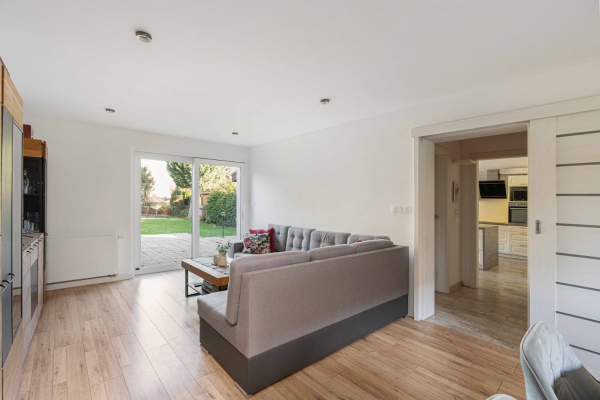 Dom 6 pokojowe na Sprzedaż