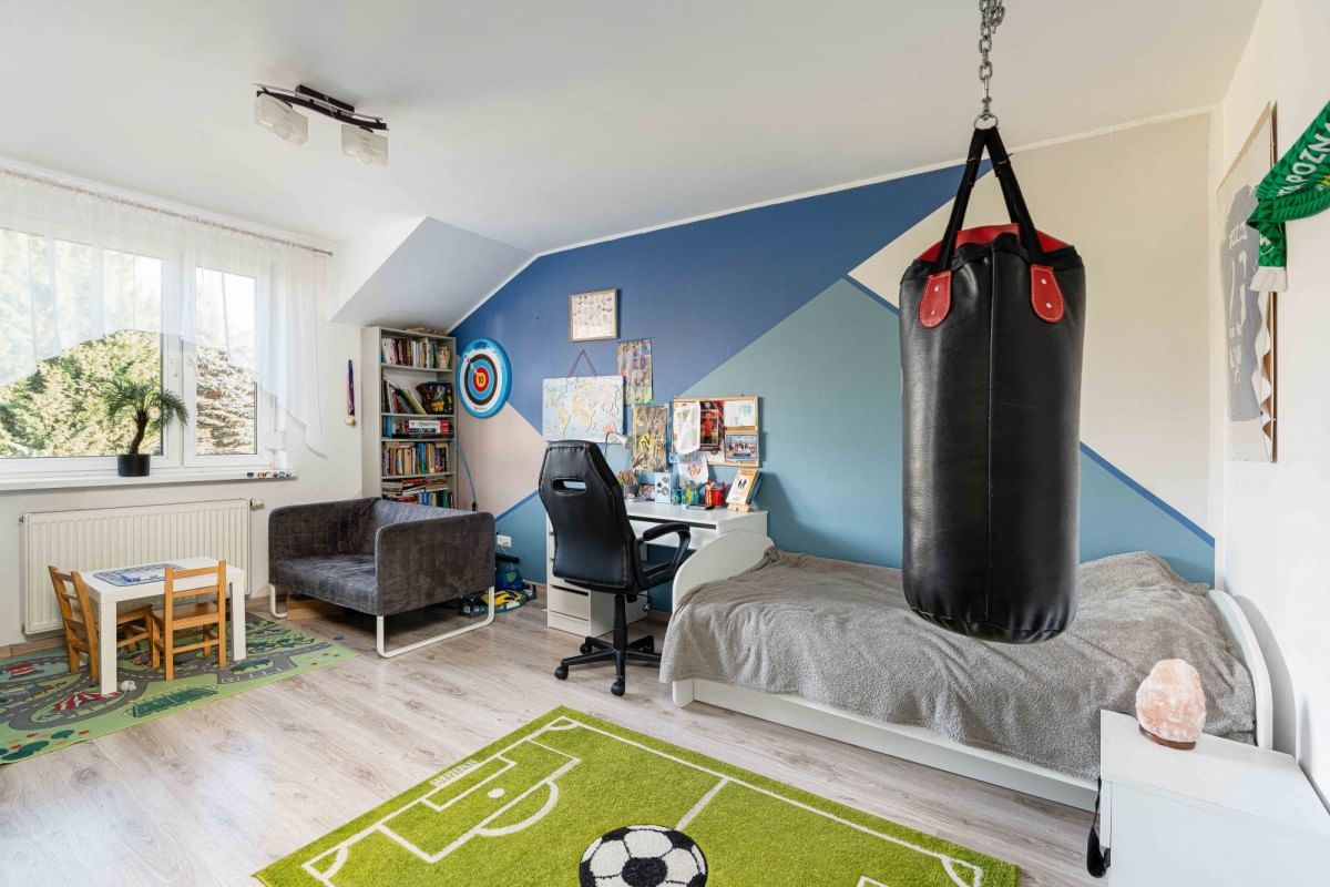 Dom 6 pokojowe na Sprzedaż