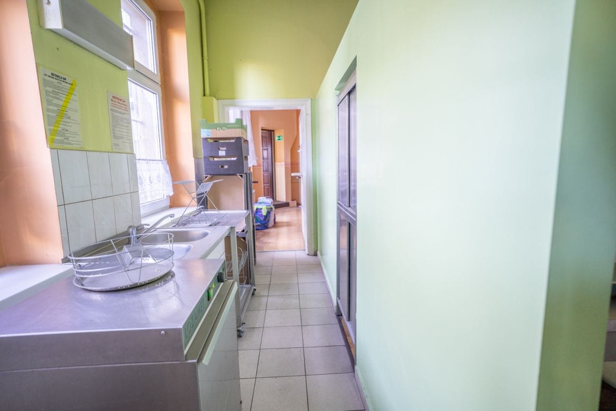 Dom 43 pokojowe na Sprzedaż