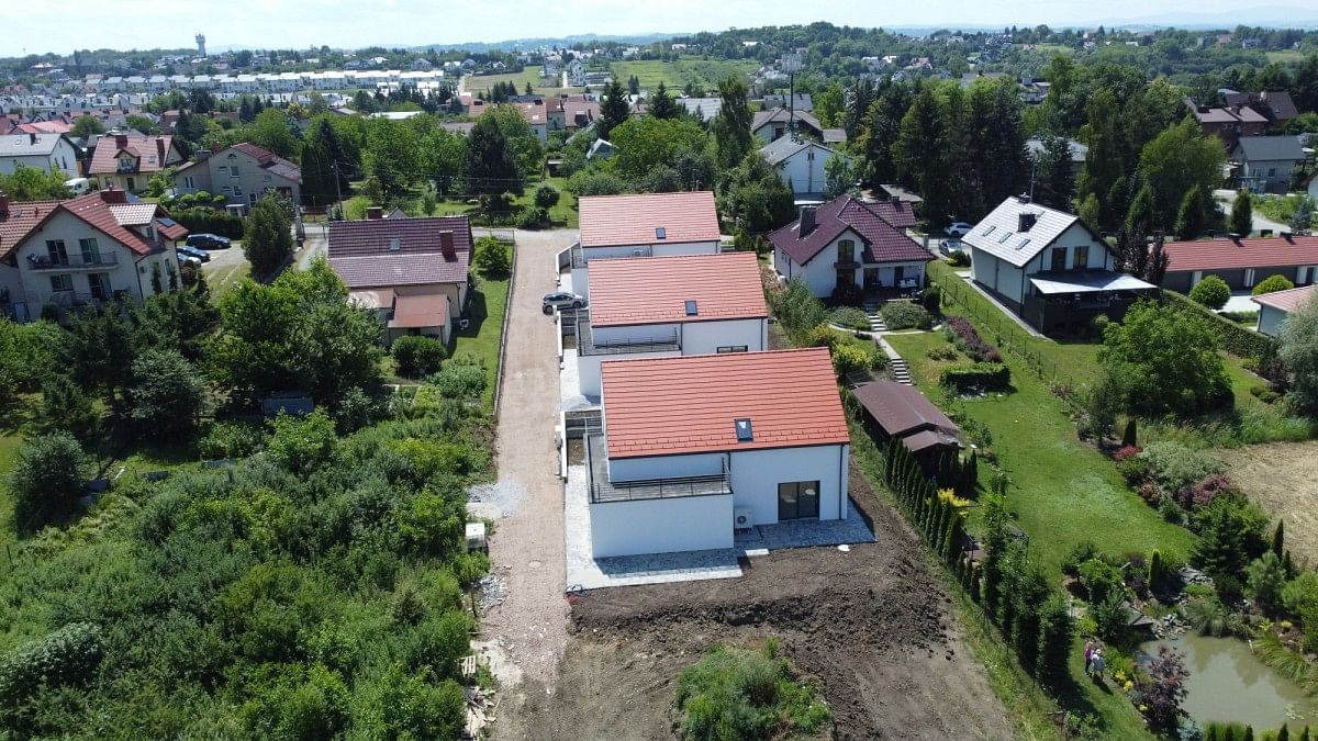 Dom 6 pokojowe na Sprzedaż