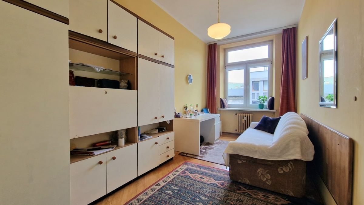 Mieszkanie 6 pokojowe na Sprzedaż
