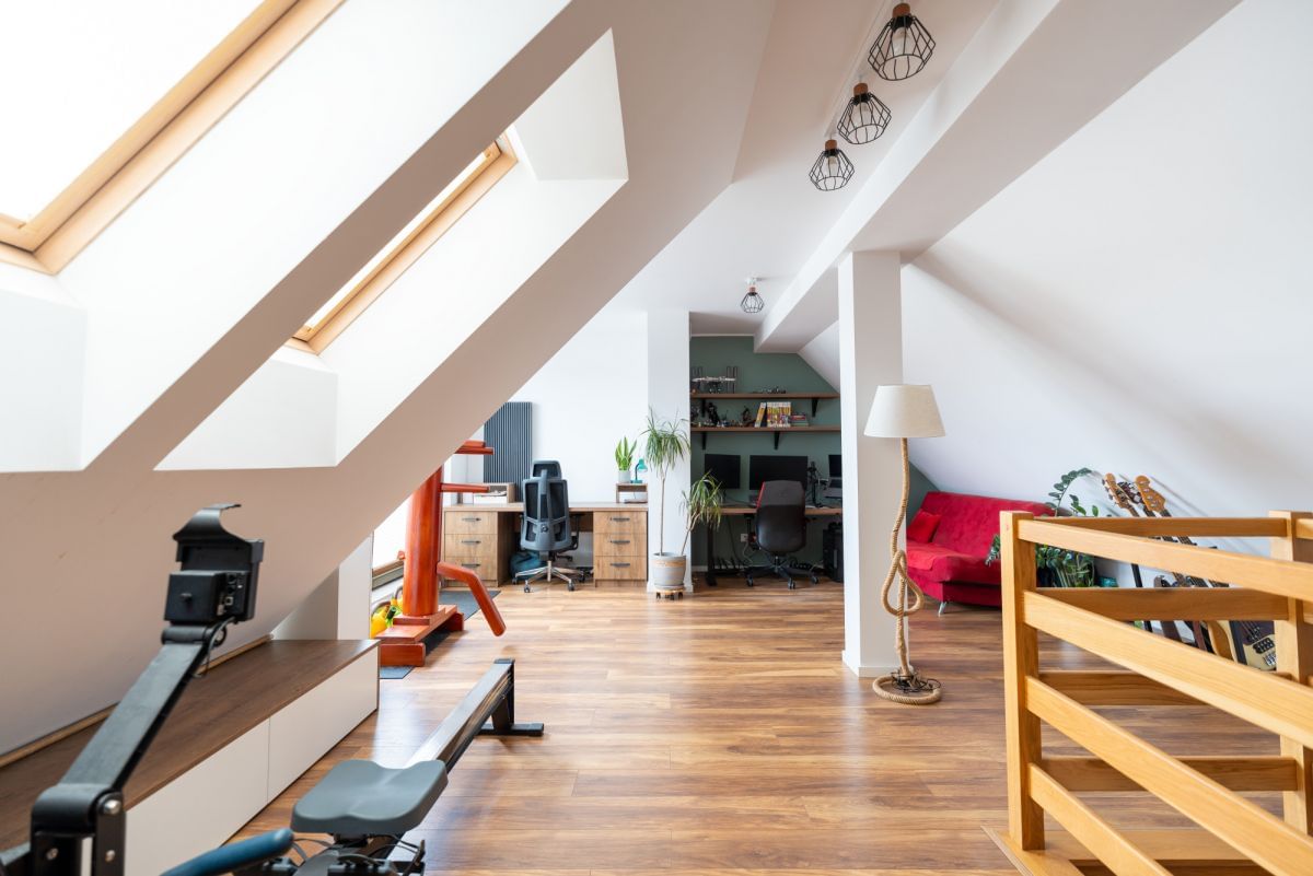 Mieszkanie 4 pokojowe na Sprzedaż