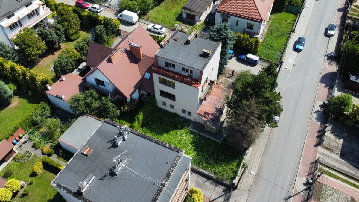 Dom 6 pokojowe na Sprzedaż