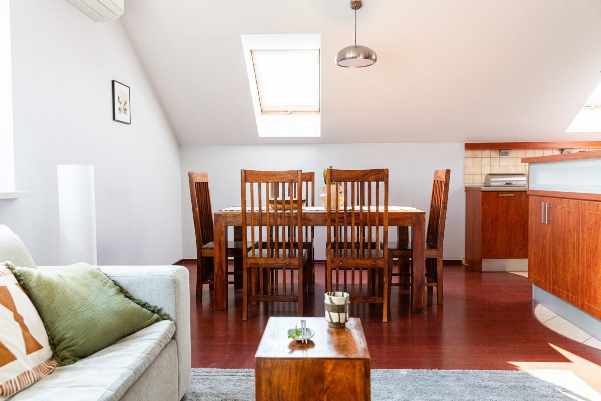 Mieszkanie 5 pokojowe na Wynajem