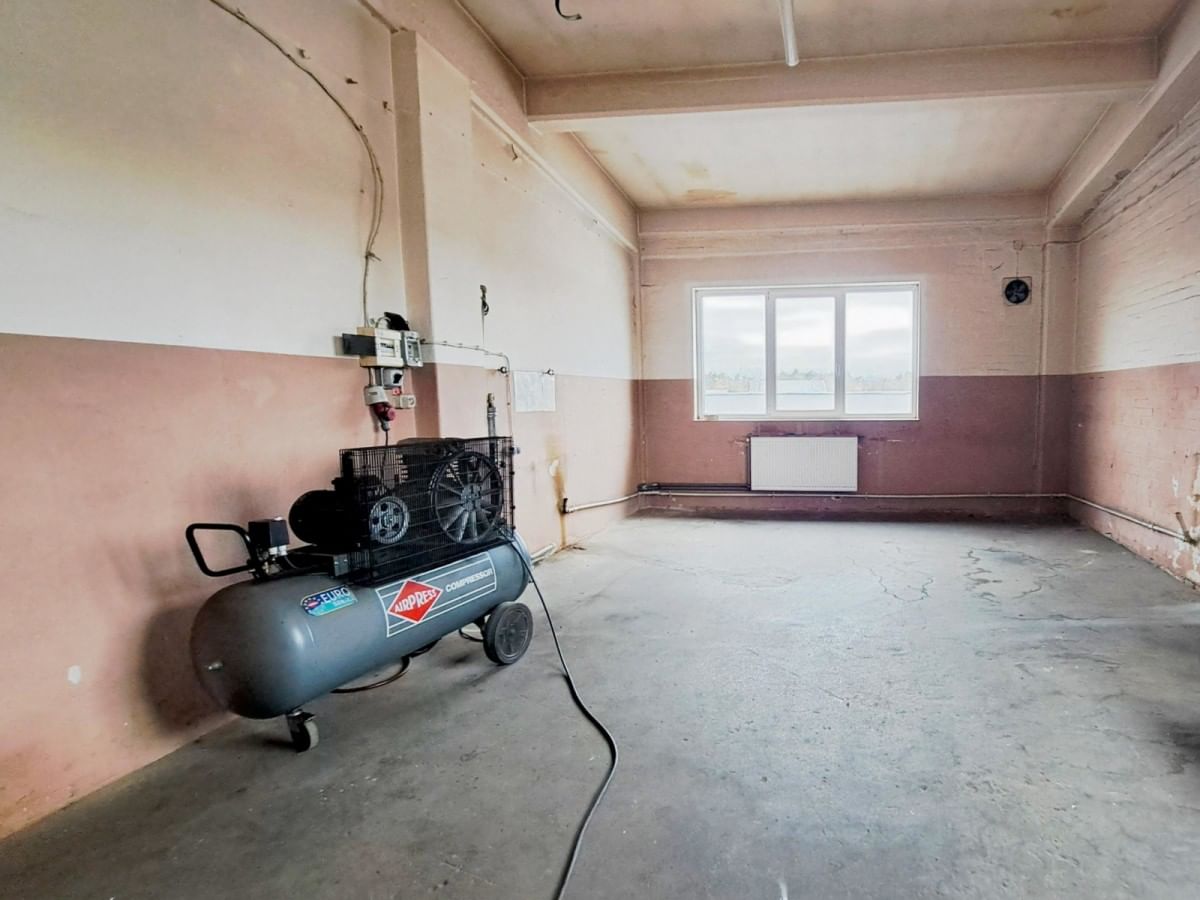 Lokal użytkowy  pokojowe na Sprzedaż