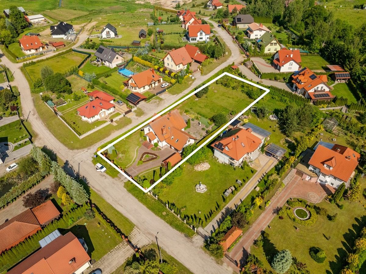 Dom 6 pokojowe na Sprzedaż