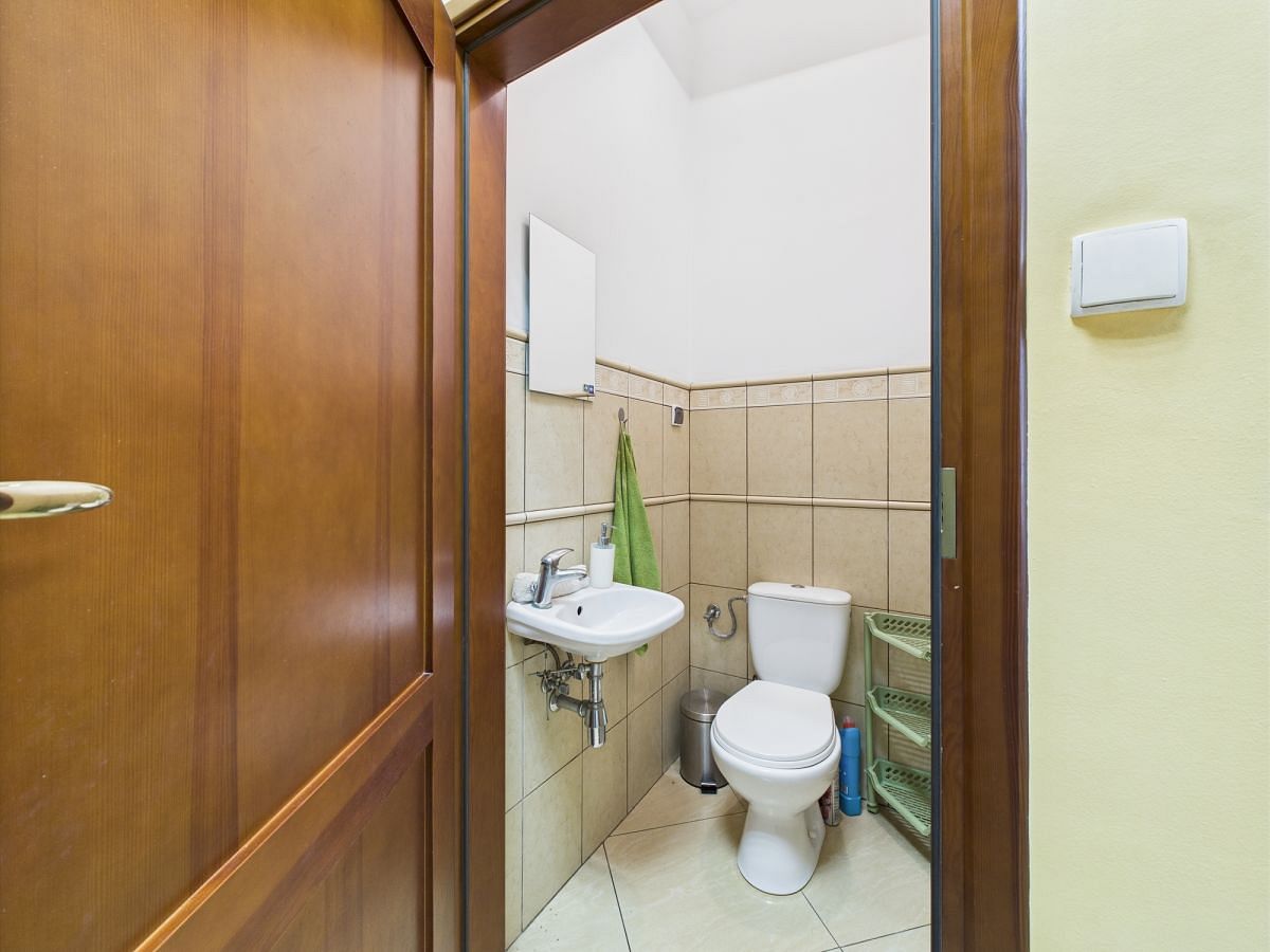 Lokal użytkowy  pokojowe na Wynajem