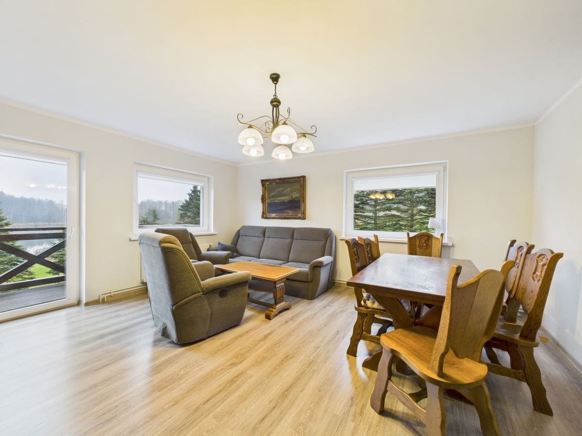 Dom  pokojowe na Sprzedaż