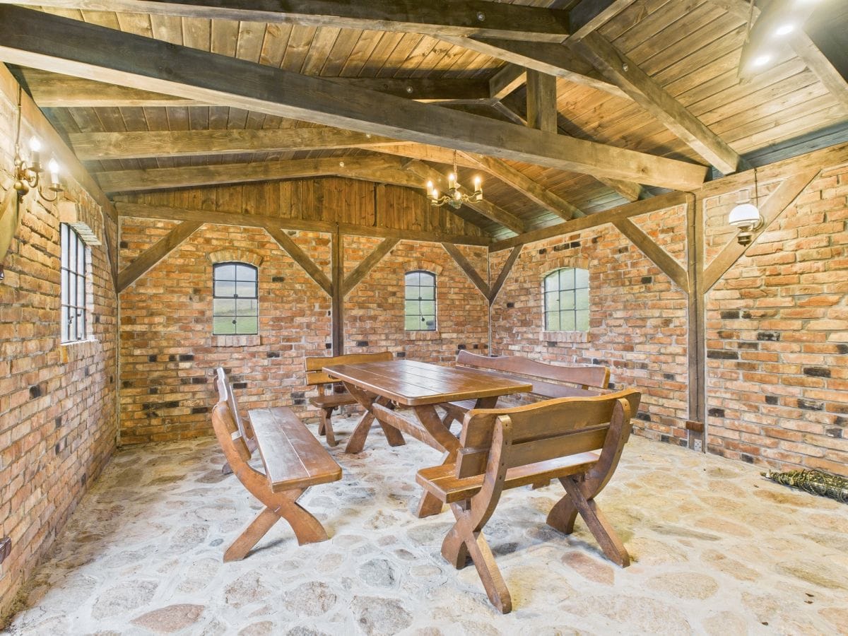 Dom  pokojowe na Sprzedaż