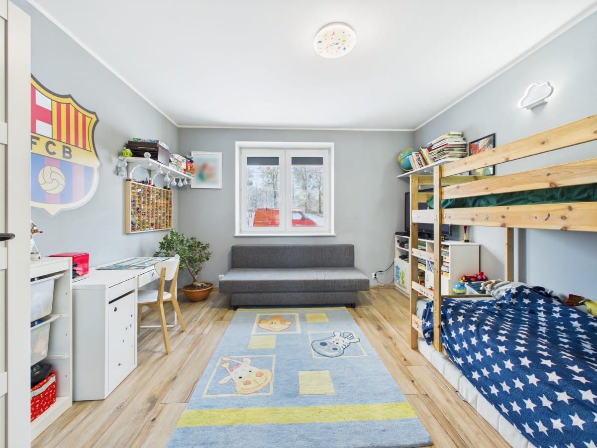 Dom 6 pokojowe na Sprzedaż