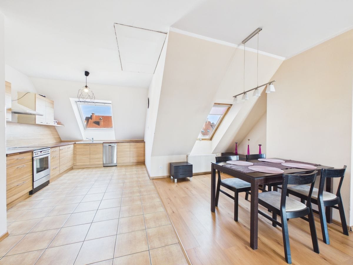 Mieszkanie 4 pokojowe na Sprzedaż