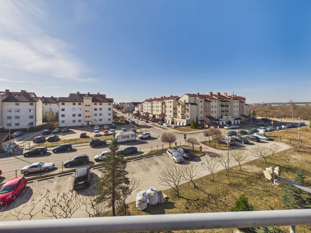 Mieszkanie 4 pokojowe na Sprzedaż