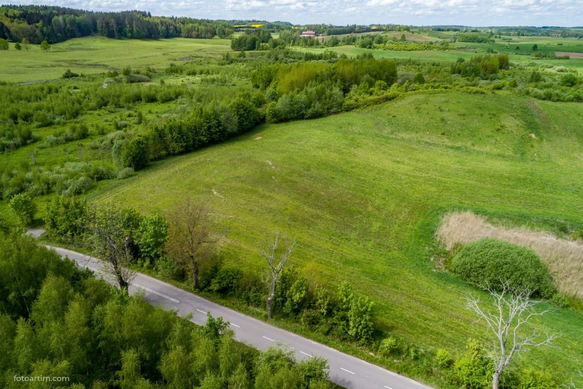 Działka  pokojowe na Sprzedaż