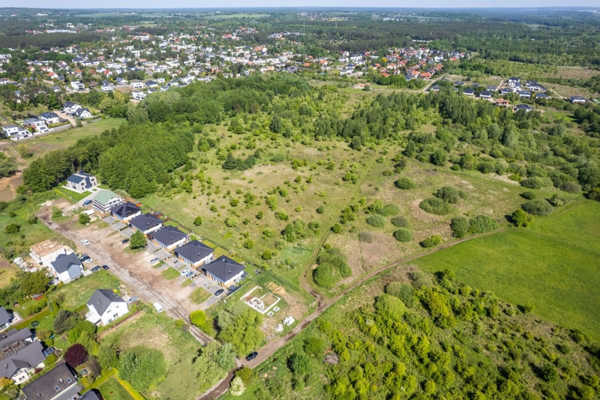 Działka  pokojowe na Sprzedaż