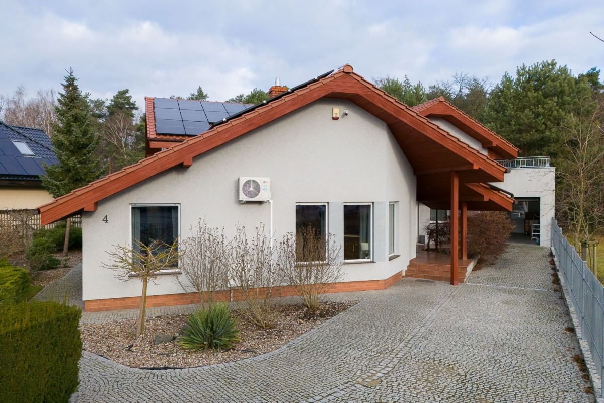 Dom 7 pokojowe na Sprzedaż