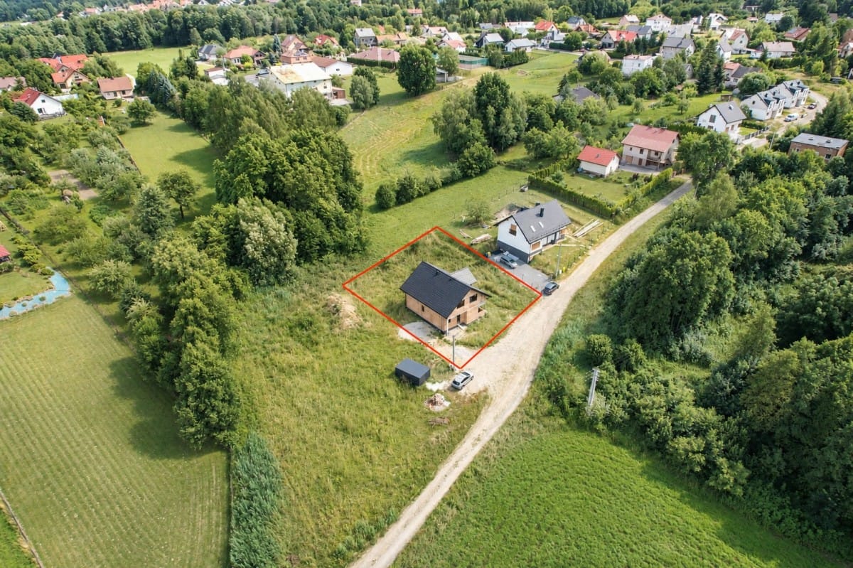 Dom 6 pokojowe na Sprzedaż