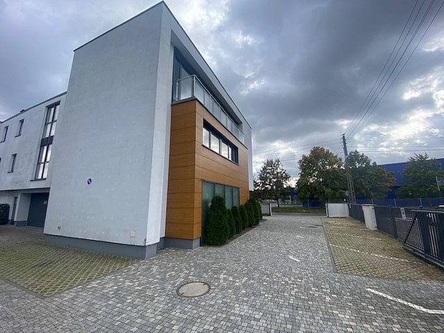 Lokal użytkowy  pokojowe na Wynajem