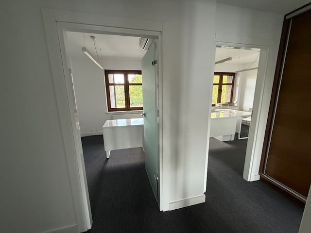 Lokal użytkowy  pokojowe na Wynajem