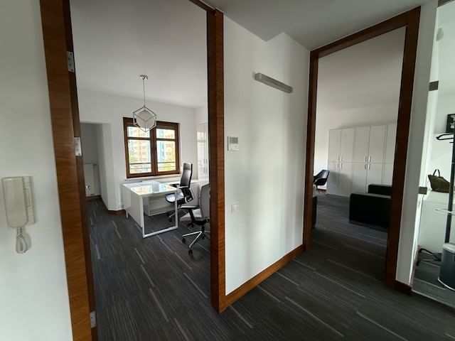 Lokal użytkowy  pokojowe na Wynajem