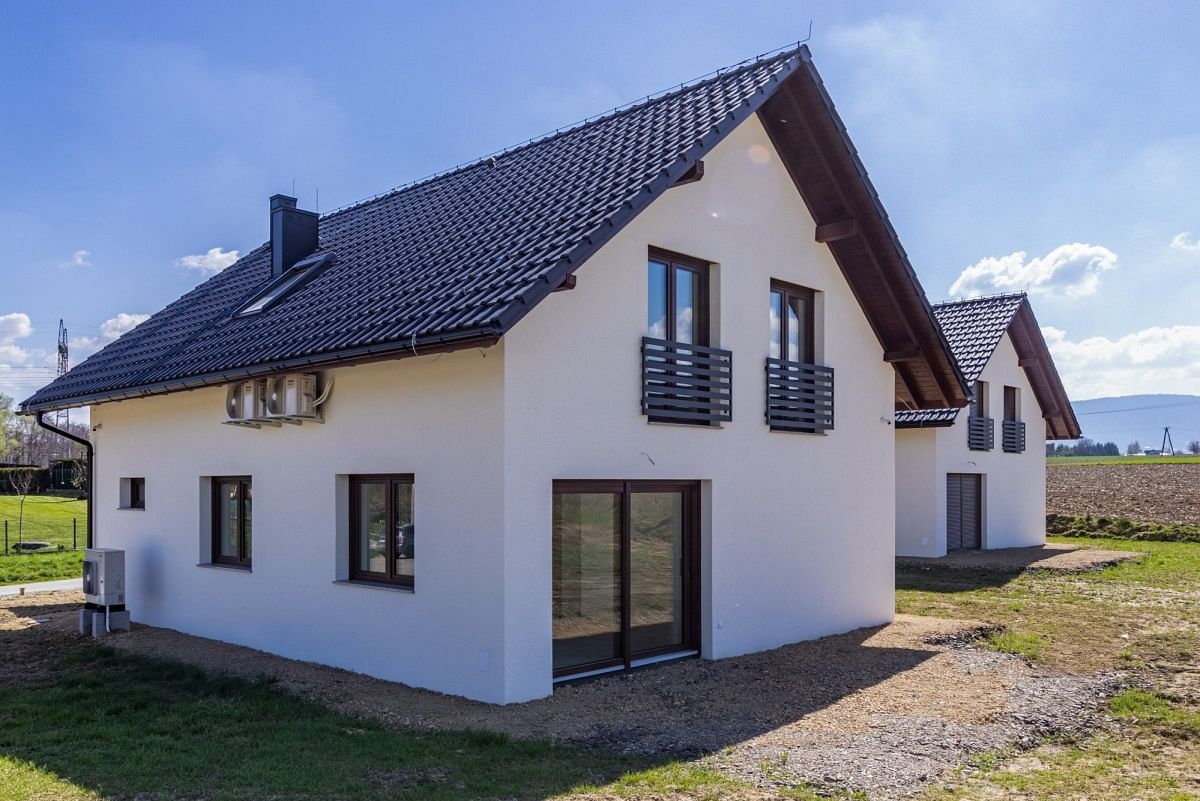 Dom 5 pokojowe na Sprzedaż