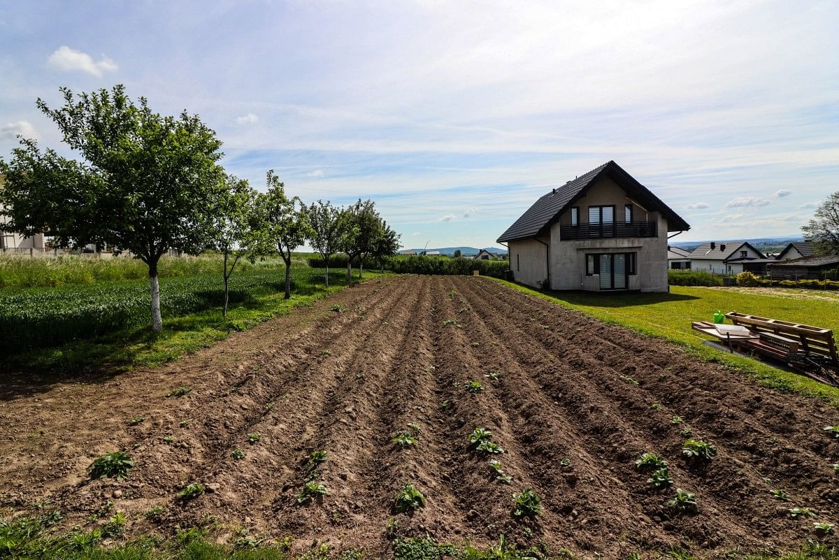 Działka  pokojowe na Sprzedaż