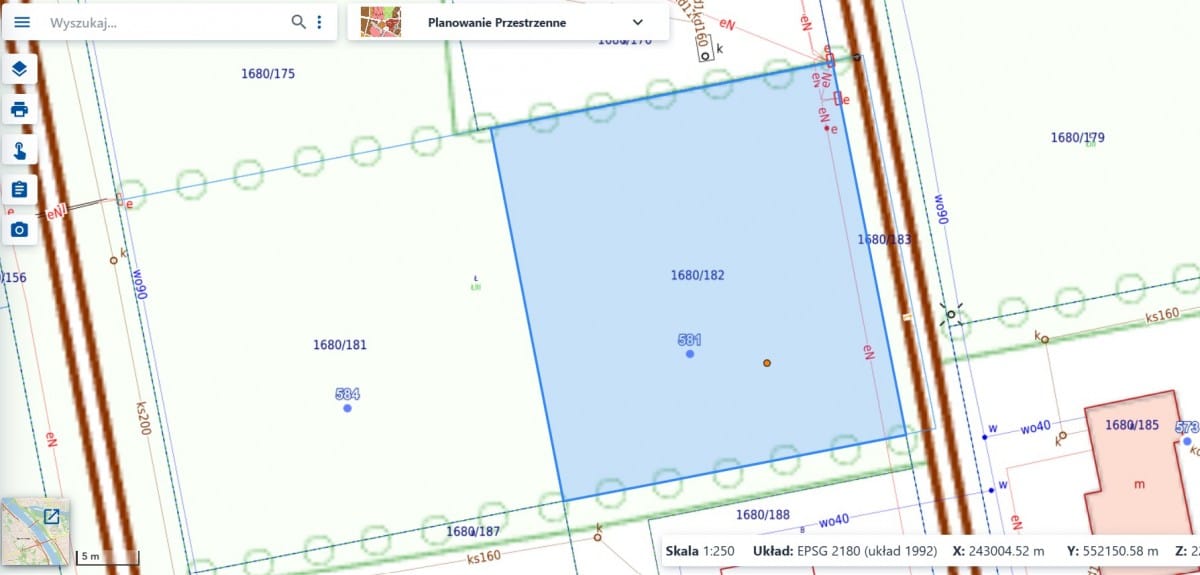 Działka  pokojowe na Sprzedaż
