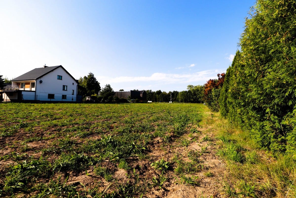 Działka  pokojowe na Sprzedaż