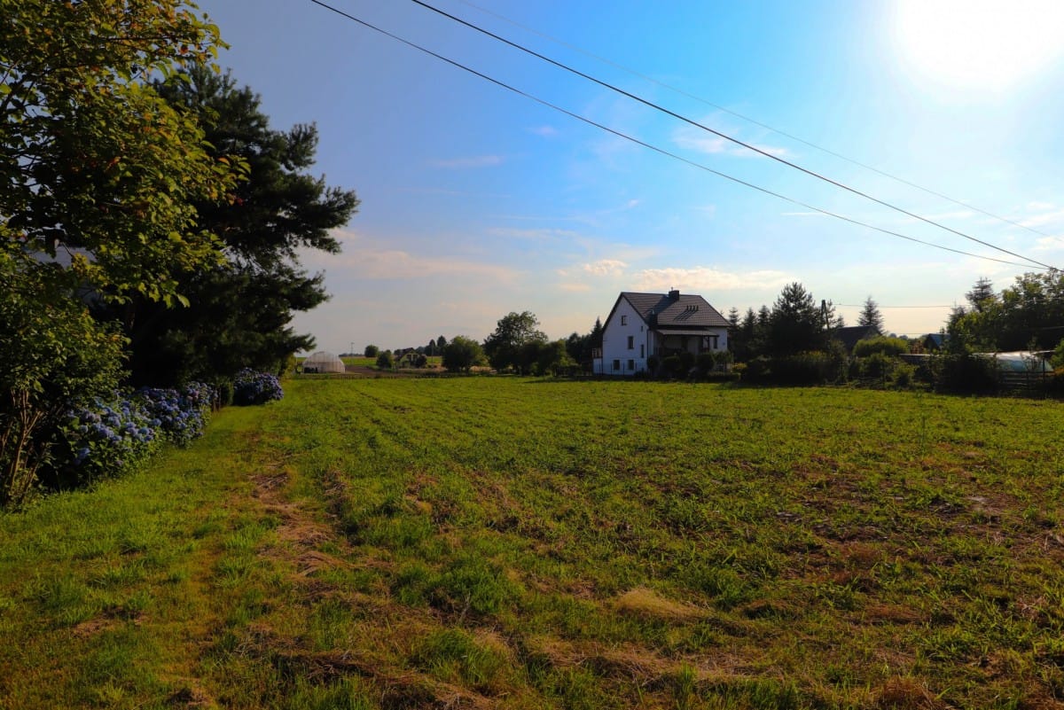 Działka  pokojowe na Sprzedaż