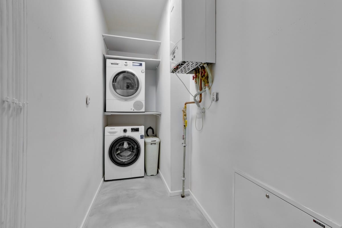 Dom 4 pokojowe na Sprzedaż