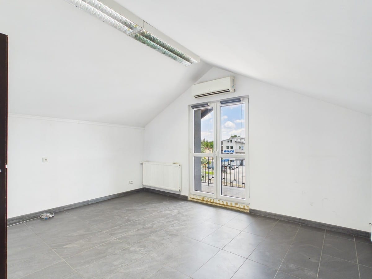 Lokal użytkowy  pokojowe na Wynajem