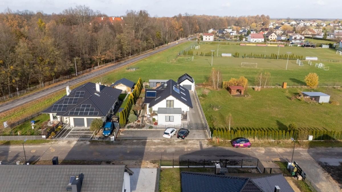 Dom 4 pokojowe na Sprzedaż