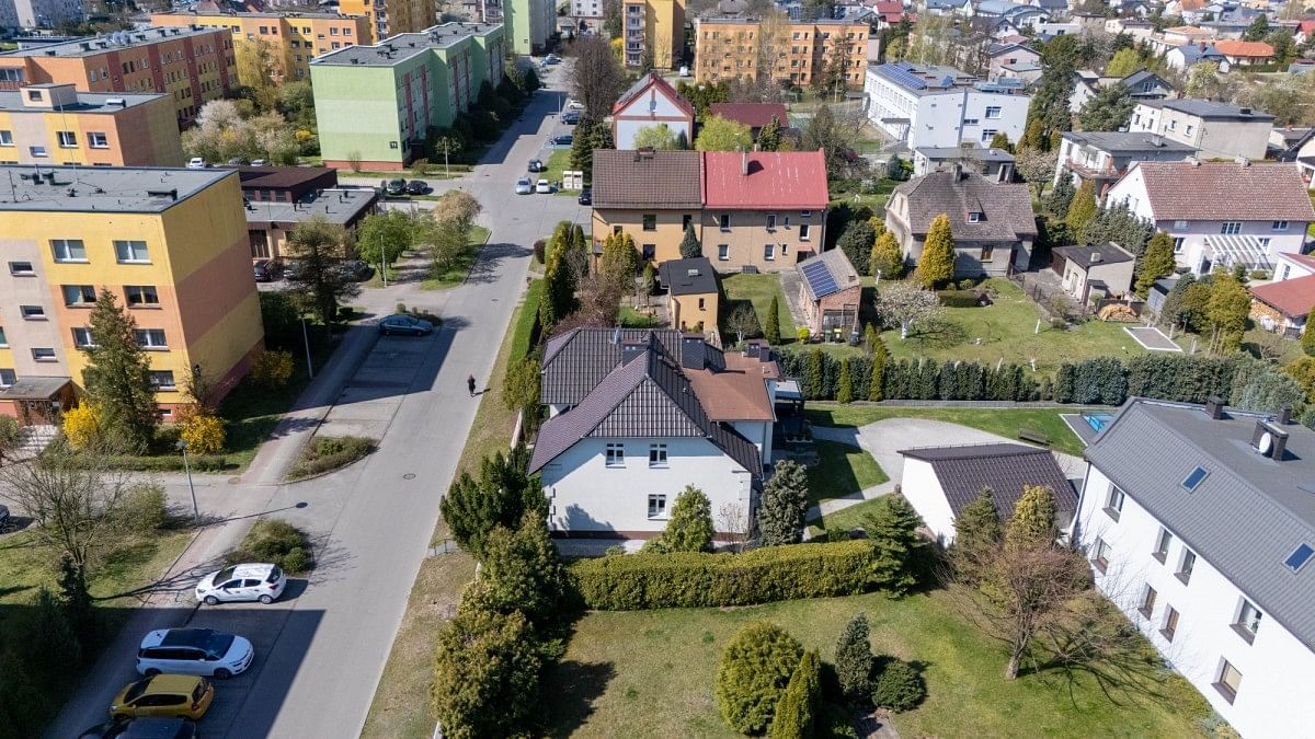 Dom 5 pokojowe na Sprzedaż