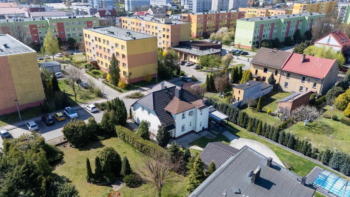 Dom 5 pokojowe na Sprzedaż