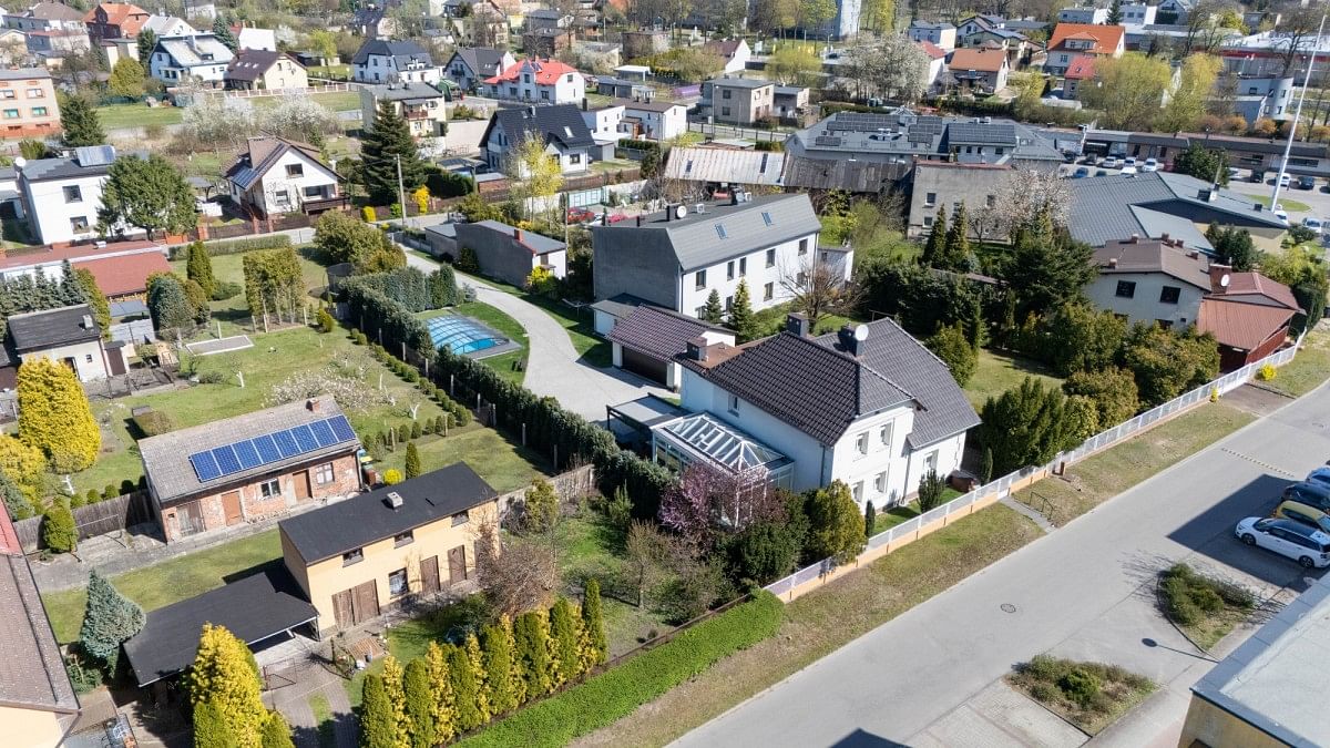 Dom 5 pokojowe na Sprzedaż